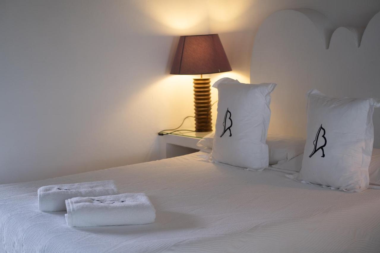 Hotel La Almendra Y El Gitano Agua Amarga (Almeria)
